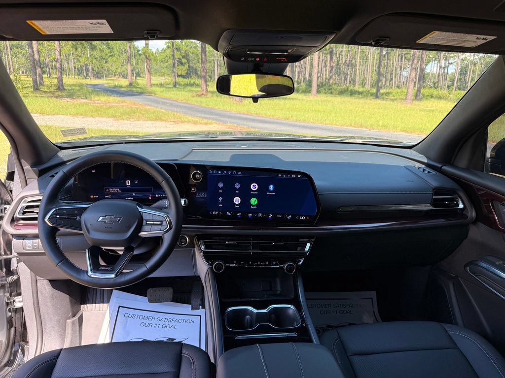 Used 2024 Chevrolet Traverse Z71 w/ LPO, Floor Liner Package AWD/4WD image 15