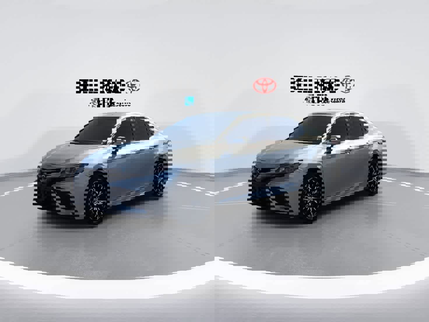 Used 2022 Toyota Camry SE image 4