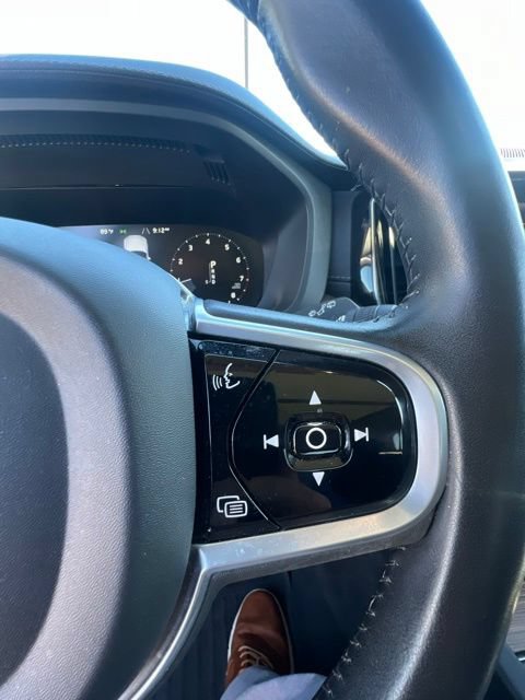 Used 2020 Volvo XC60 T5 Inscription AWD/4WD image 12