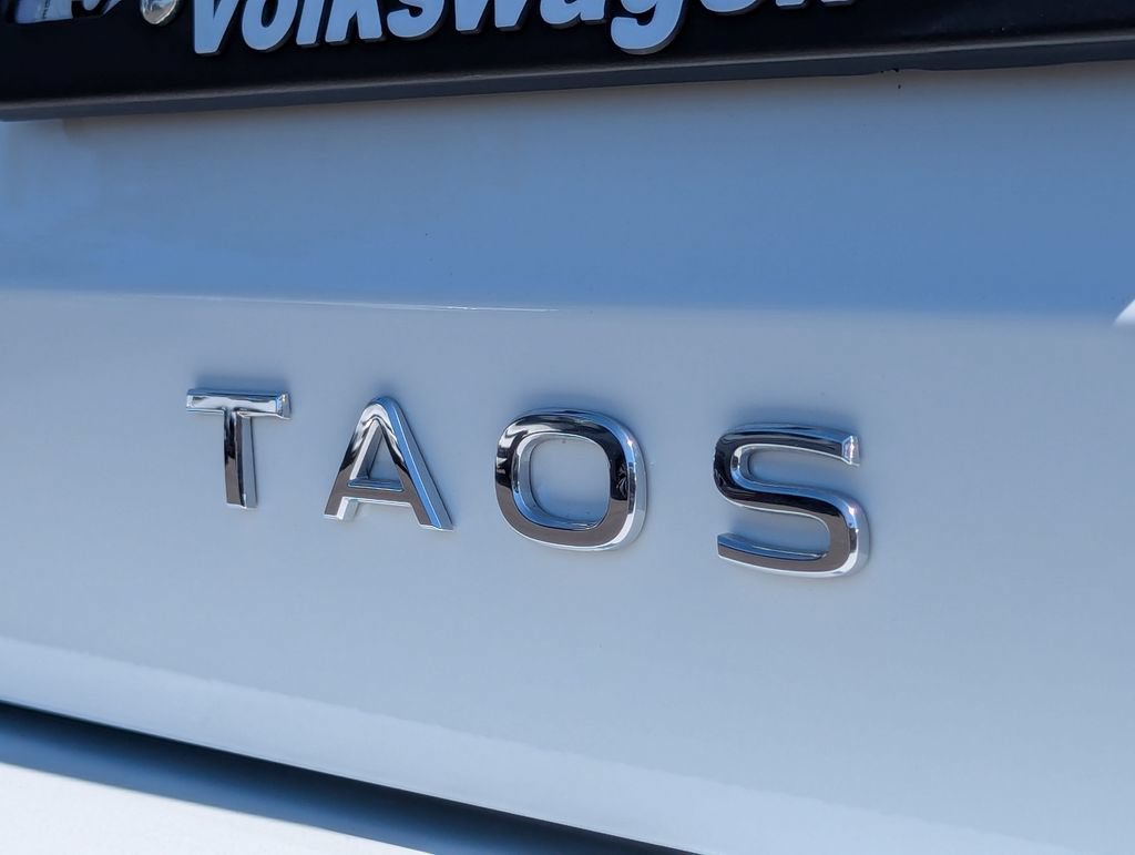 Used 2023 Volkswagen Taos SE AWD/4WD image 32