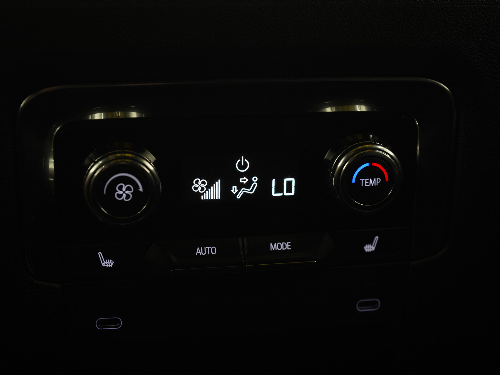 Used 2025 GMC Yukon XL Denali w/ Sun & Power Step Package AWD/4WD image 22