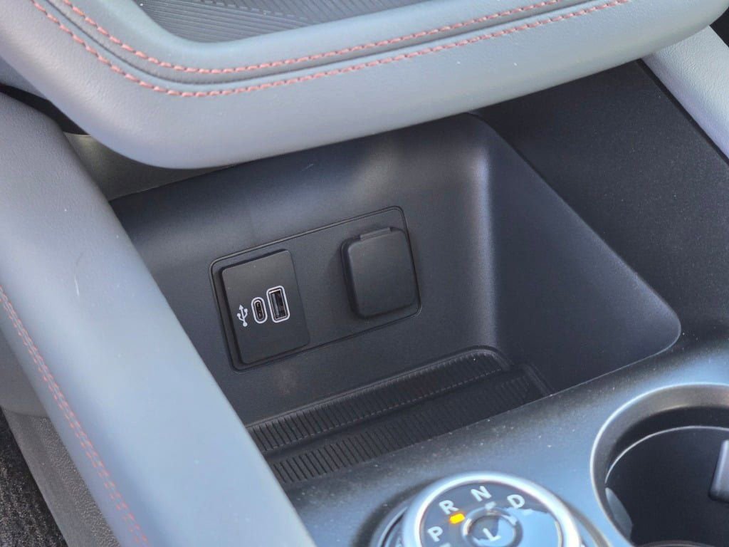 New 2026 Ford Explorer Active w/ Active Comfort Package image 28