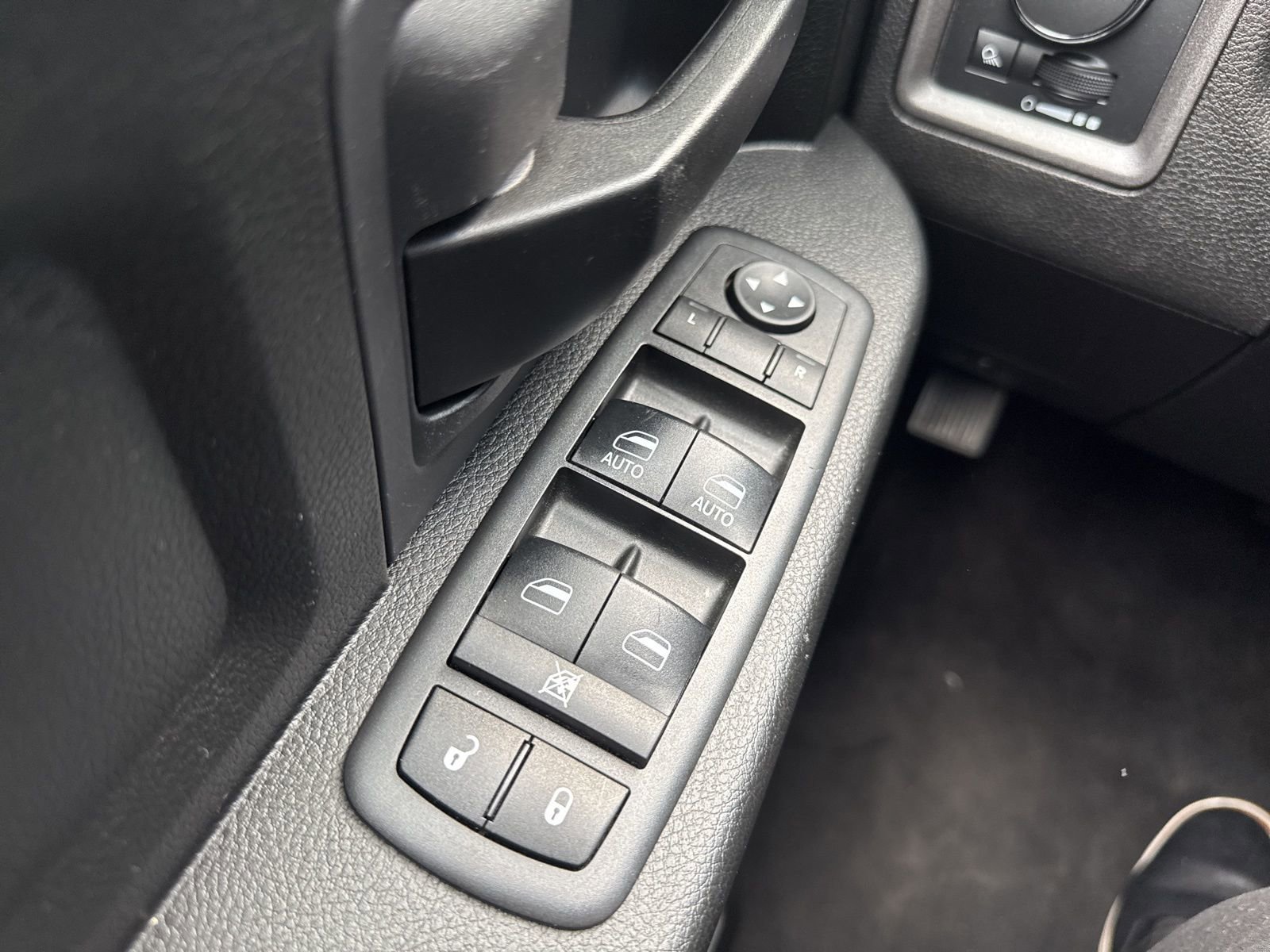 Used 2019 RAM 1500 Tradesman w/ Popular Equipment Group AWD/4WD image 33