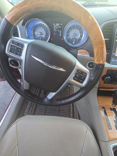 Used 2013 Chrysler 300 C w/ Light Group AWD/4WD image 16