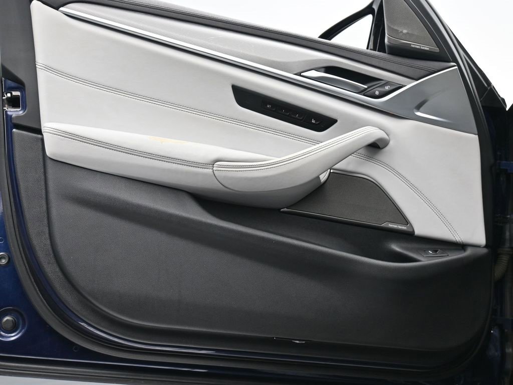 Used 2022 BMW M5 w/ Competition Package image 9