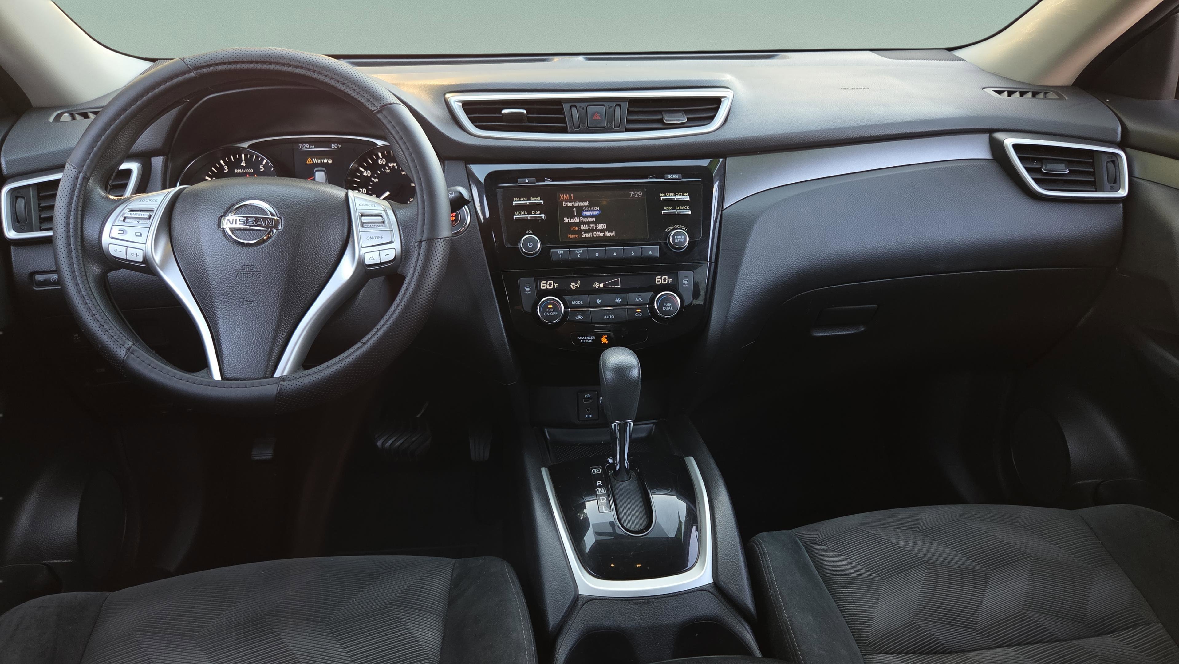 Used 2015 Nissan Rogue SV image 13