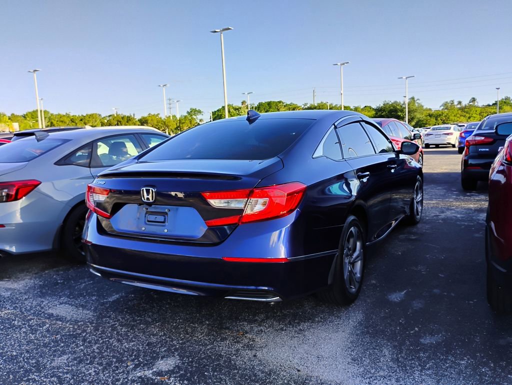 Used 2018 Honda Accord EX image 3