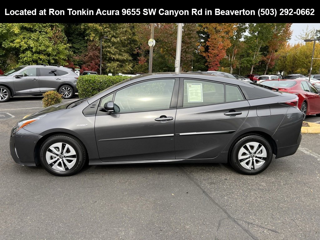 Used 2017 Toyota Prius Four image 5