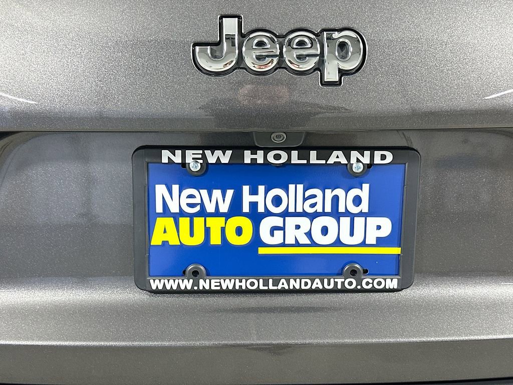 Used 2019 Jeep Cherokee Limited image 20