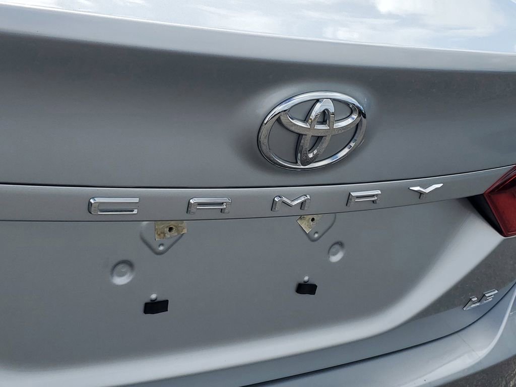 Used 2024 Toyota Camry LE w/ Convenience Package image 28