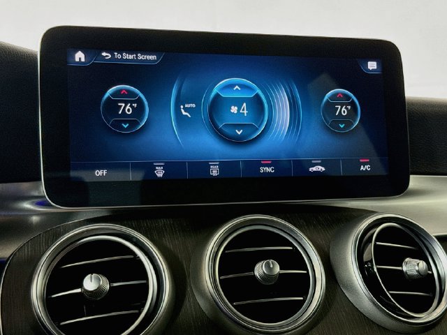 Used 2021 Mercedes-Benz GLC 300 4MATIC image 18