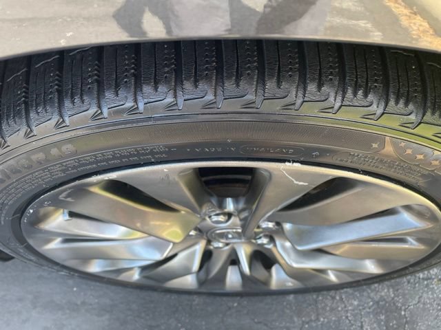 Used 2017 Acura RLX w/ Technology Package FWD image 28