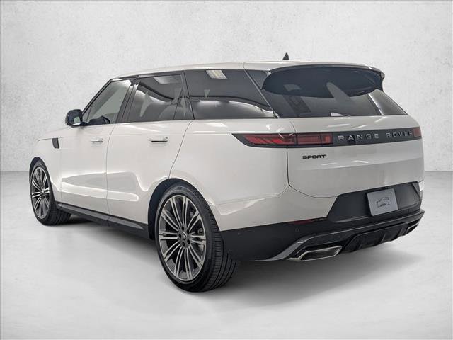 New 2025 Land Rover Range Rover Sport SE image 3