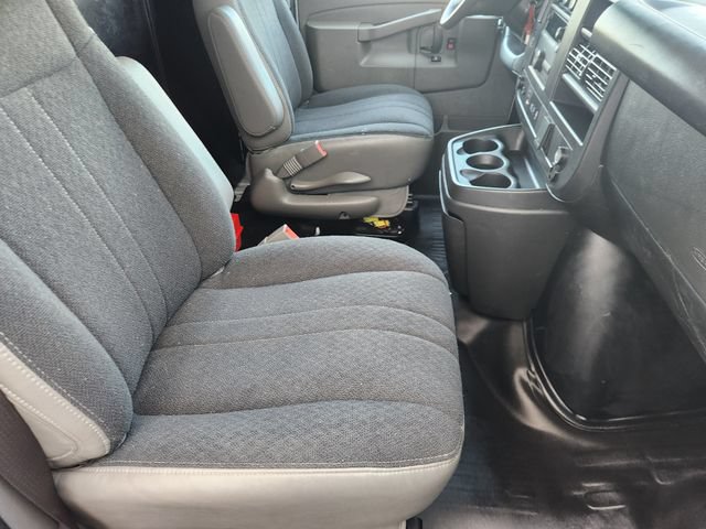 Used 2025 GMC Savana 2500 w/ Driver Convenience Package RWD image 18