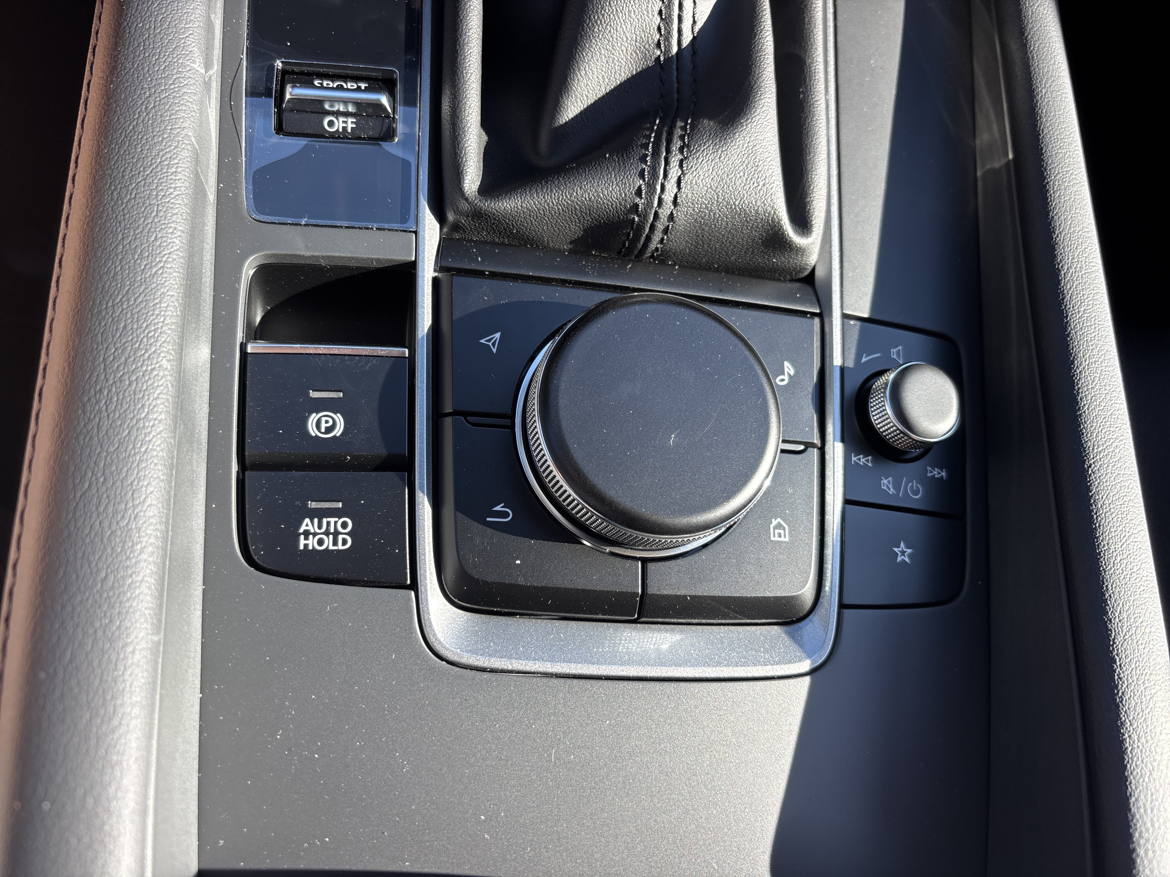 New 2026 MAZDA MAZDA3 s FWD image 33