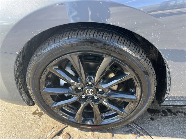 Certified 2025 MAZDA MAZDA3 Carbon w/ Appearance Package image 10