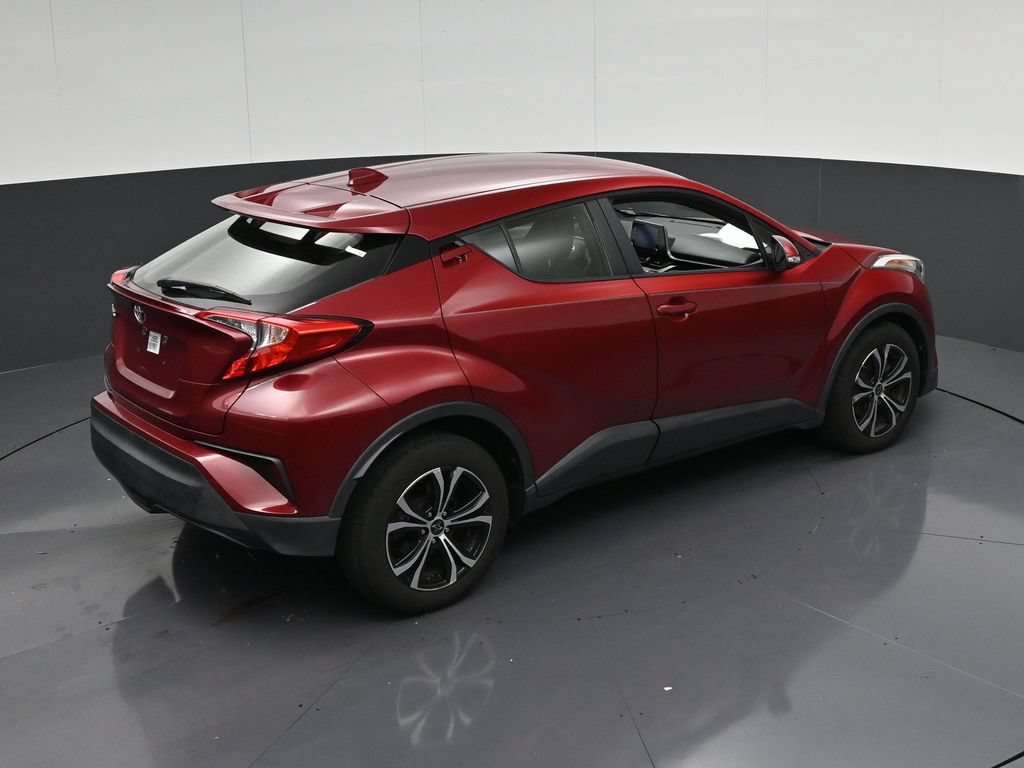 Used 2019 Toyota C-HR LE FWD image 18