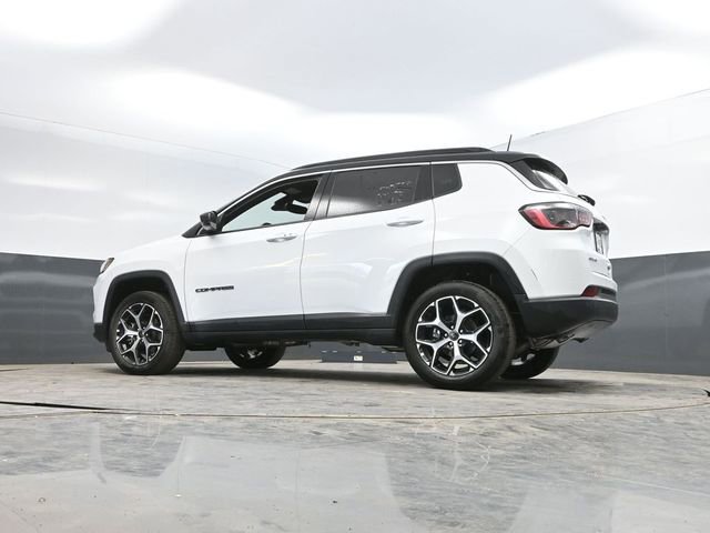 Used 2026 Jeep Compass Limited AWD/4WD image 49