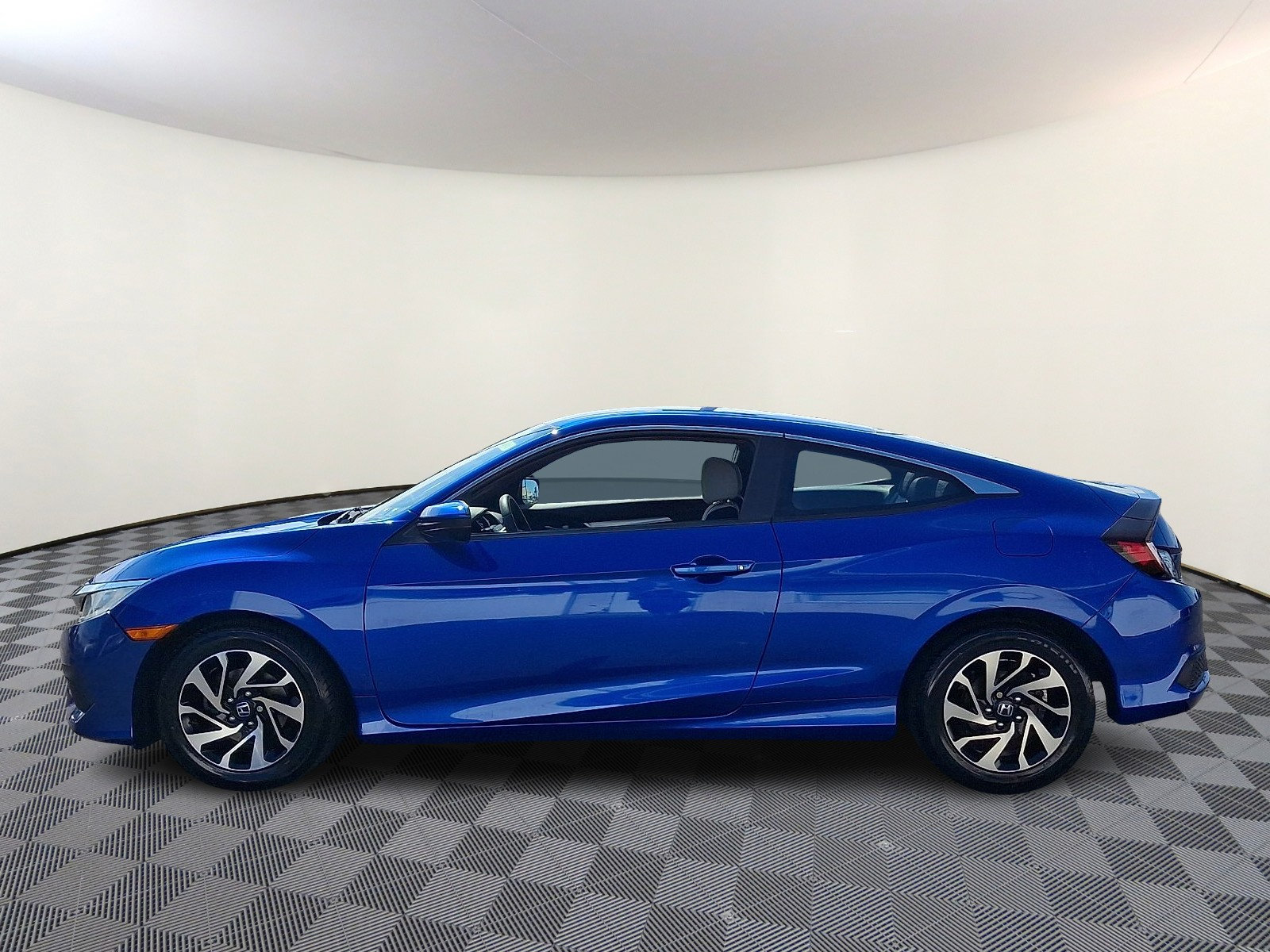 Used 2017 Honda Civic LX image 4