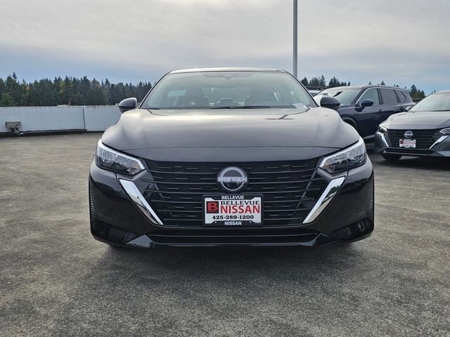 Used 2025 Nissan Sentra SV w/ SV Premium Package image 2
