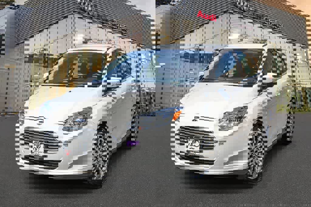 Used 2017 Ford Focus Electric Hatchback image 1