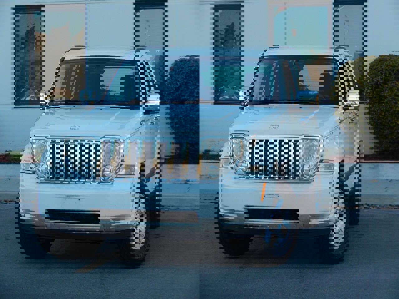 Used 2009 Jeep Liberty Sport w/ Skid Plate Group image 3