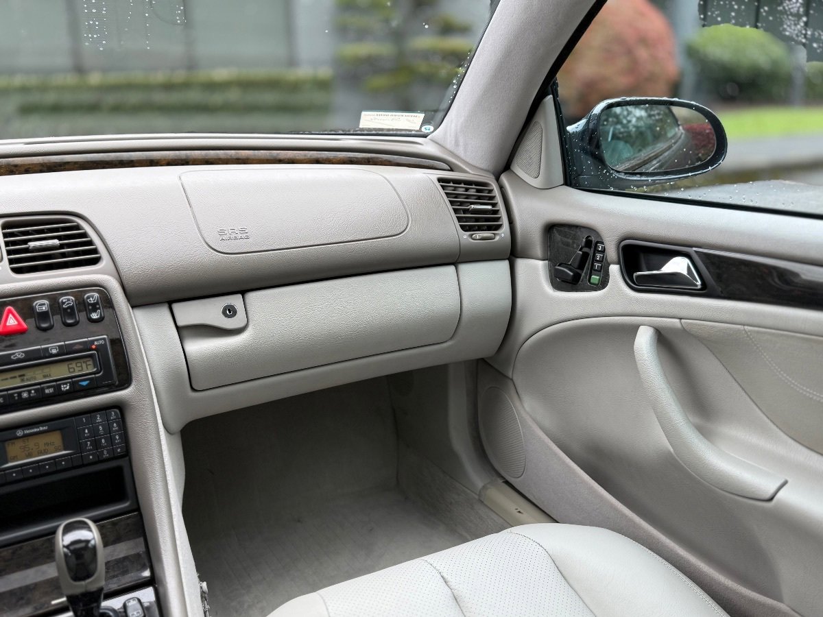 Used 2001 Mercedes-Benz CLK 430 Coupe image 20