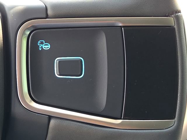 New 2025 Ford Expedition Active image 24