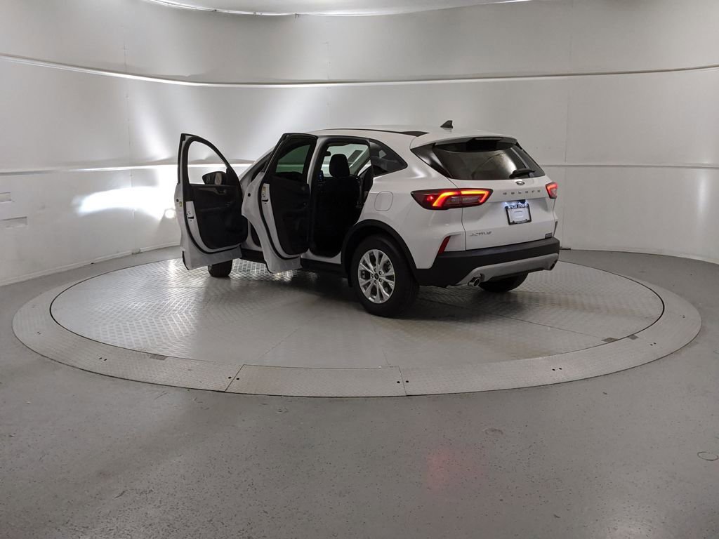 New 2026 Ford Escape Active image 10