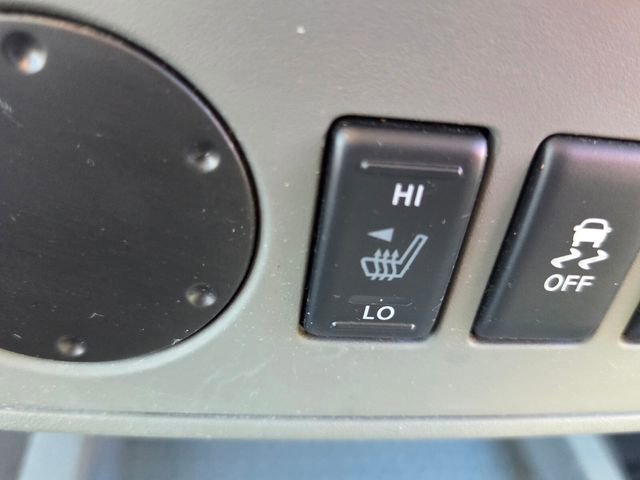 Used 2021 Nissan Frontier SV w/ Midnight Edition Floor Mats image 27