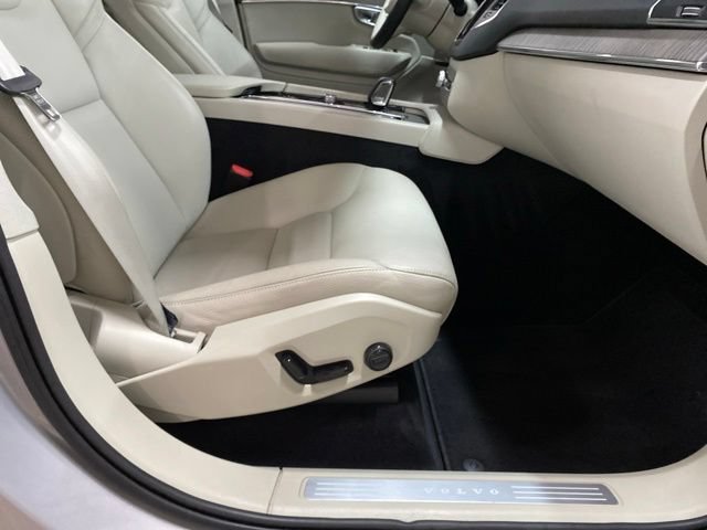 Used 2023 Volvo XC90 B6 Core AWD/4WD image 91