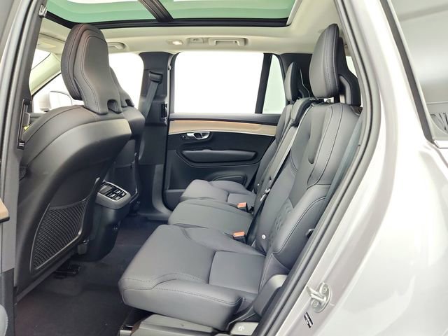 New 2026 Volvo XC90 B5 Core image 24