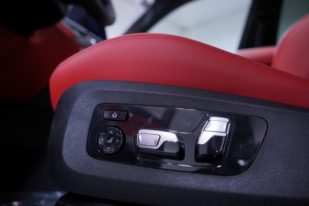 New 2026 BMW X5 M Competition w/ Executive Package image 18