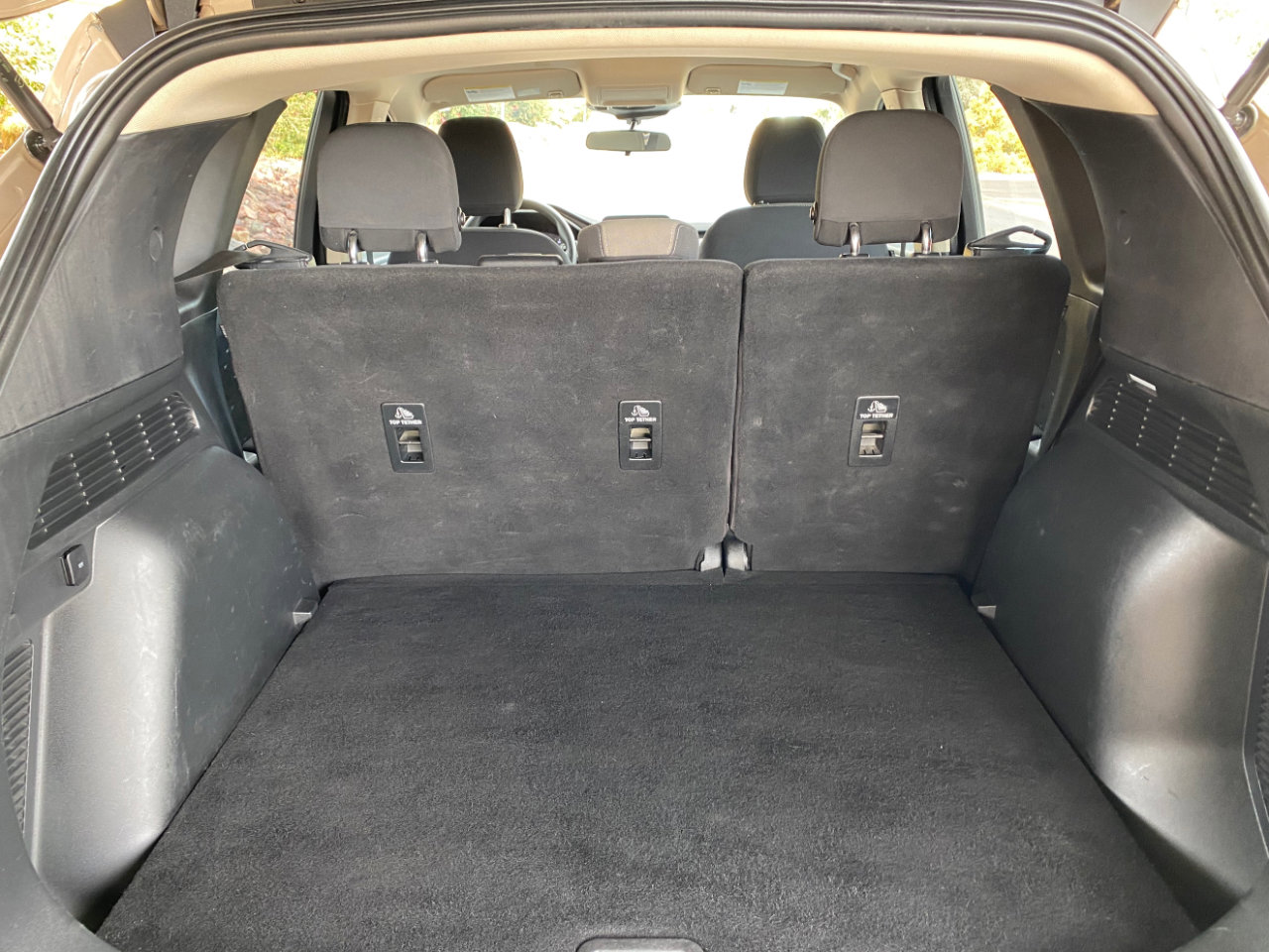 Used 2020 Ford Escape S image 9