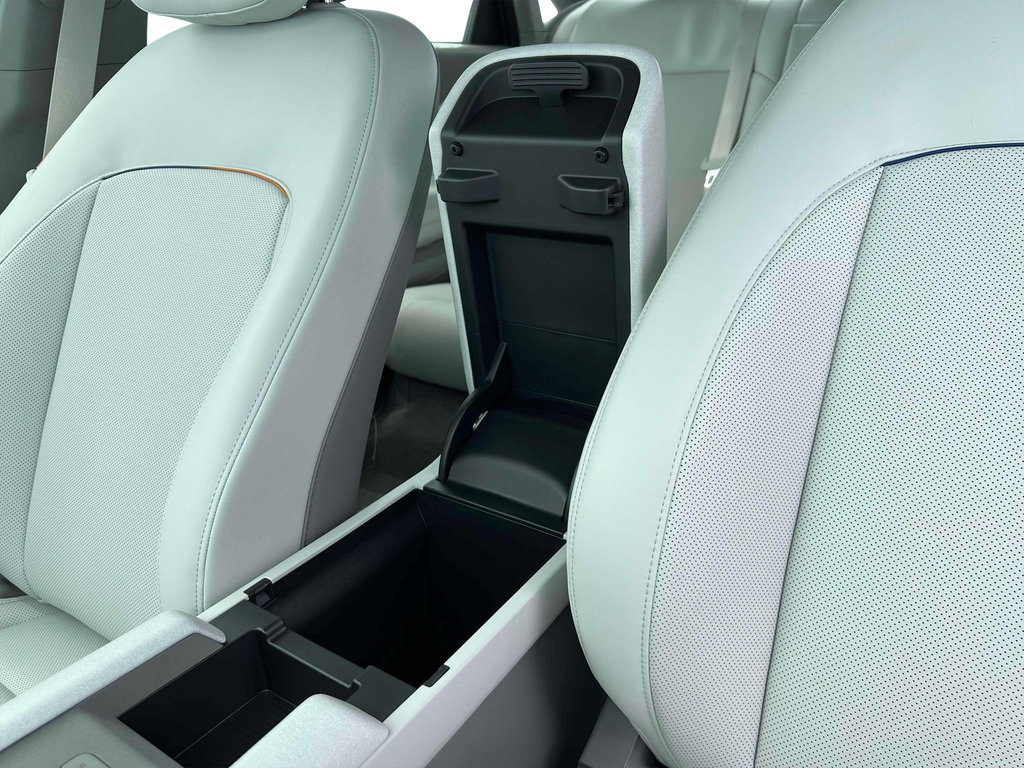 New 2024 Hyundai Ioniq 6 SEL AWD/4WD image 19