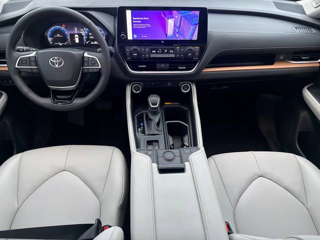 Used 2026 Toyota Grand Highlander Limited image 12