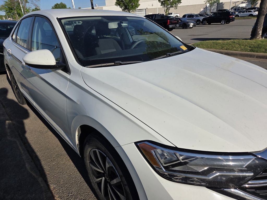 Used 2022 Volkswagen Jetta S image 9
