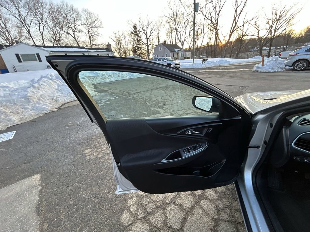 Used 2016 Chevrolet Malibu LS image 13