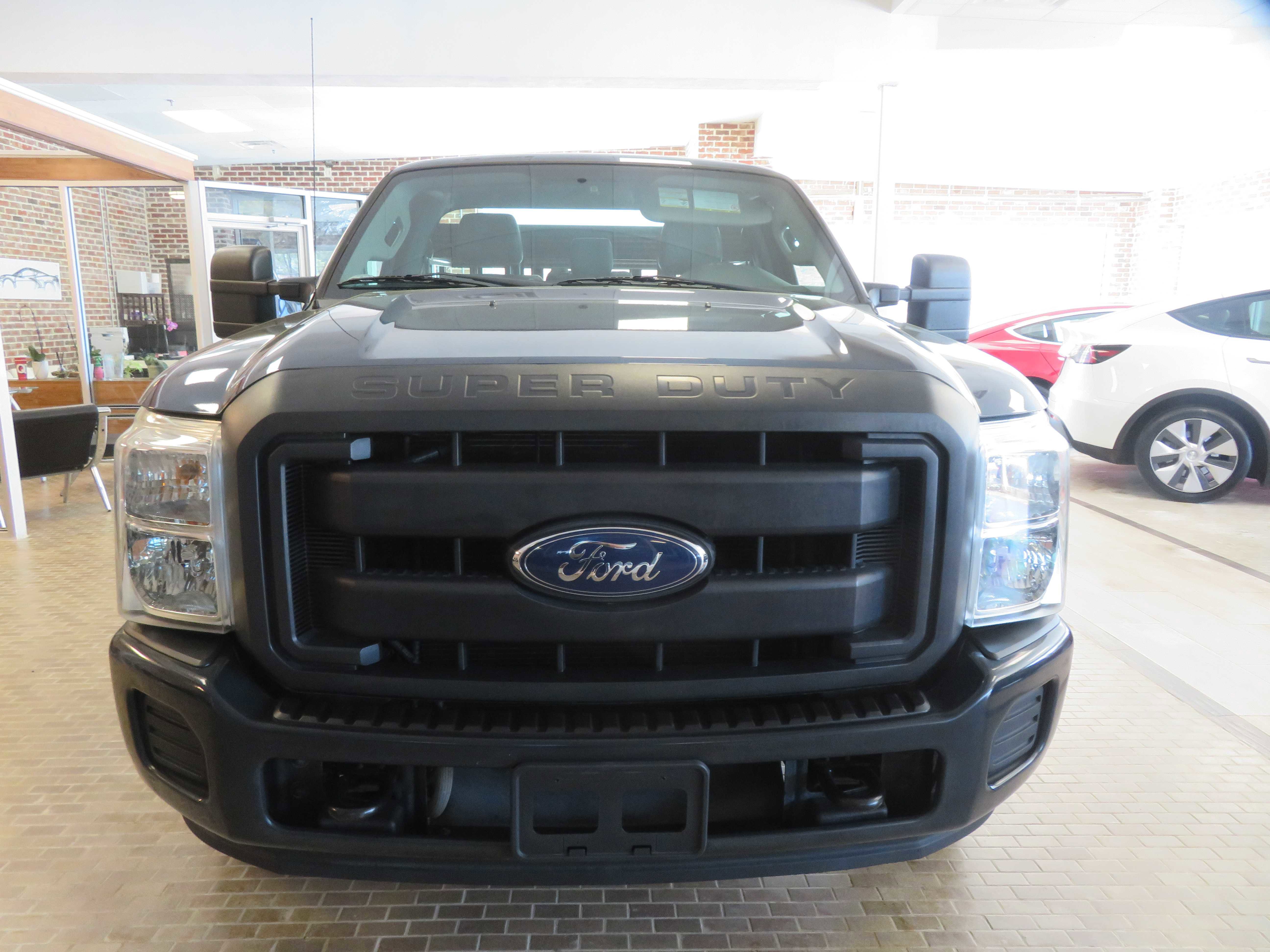 Used 2016 Ford F250 XL RWD image 2