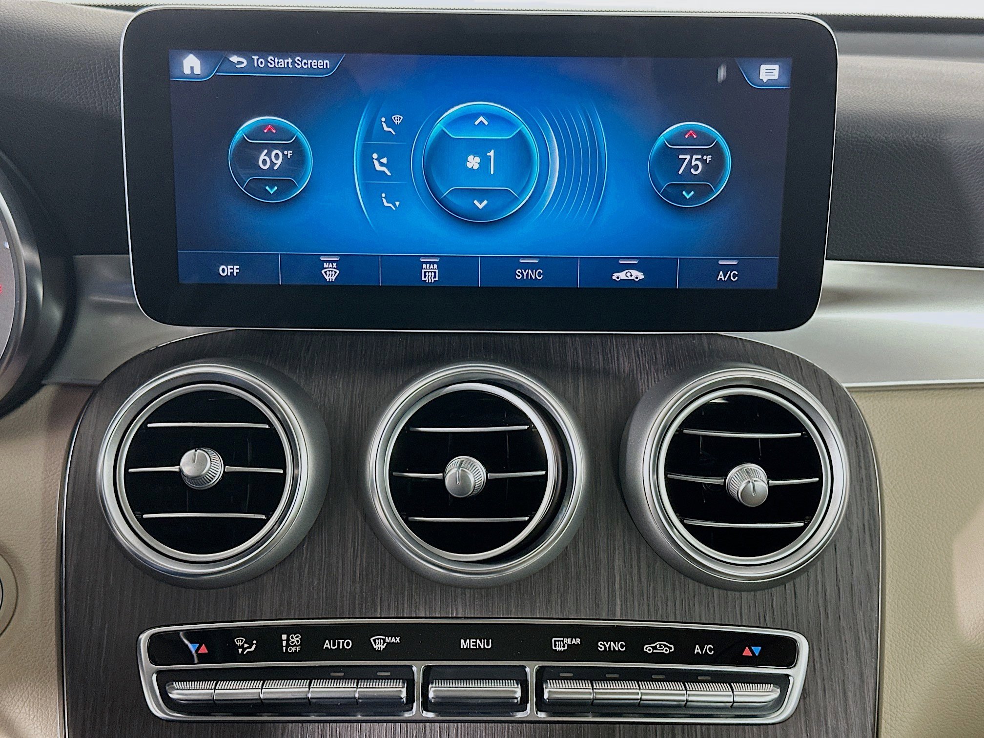 Used 2022 Mercedes-Benz GLC 300 GLC 300 image 23