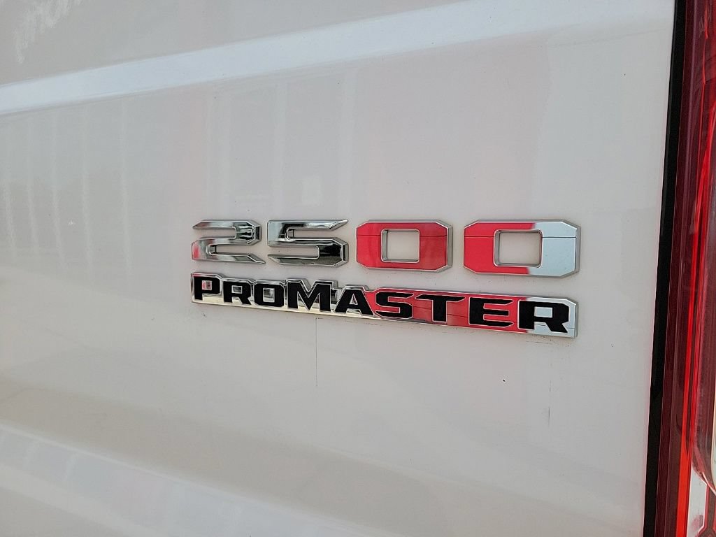 Used 2025 RAM ProMaster 2500 w/ Convenience Group FWD image 14