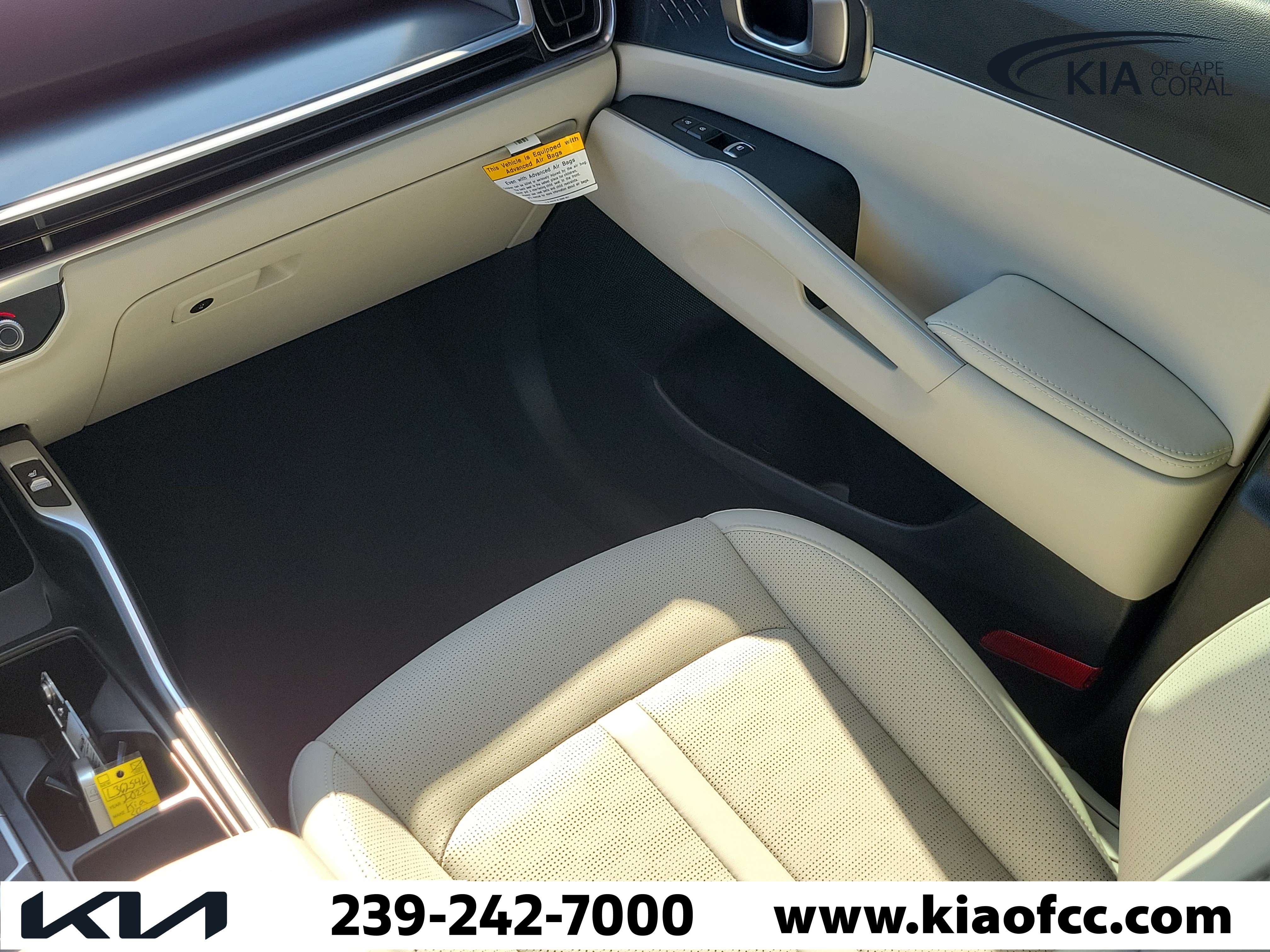 Certified 2025 Kia Sorento S w/ Panoramic Sunroof Package FWD image 18