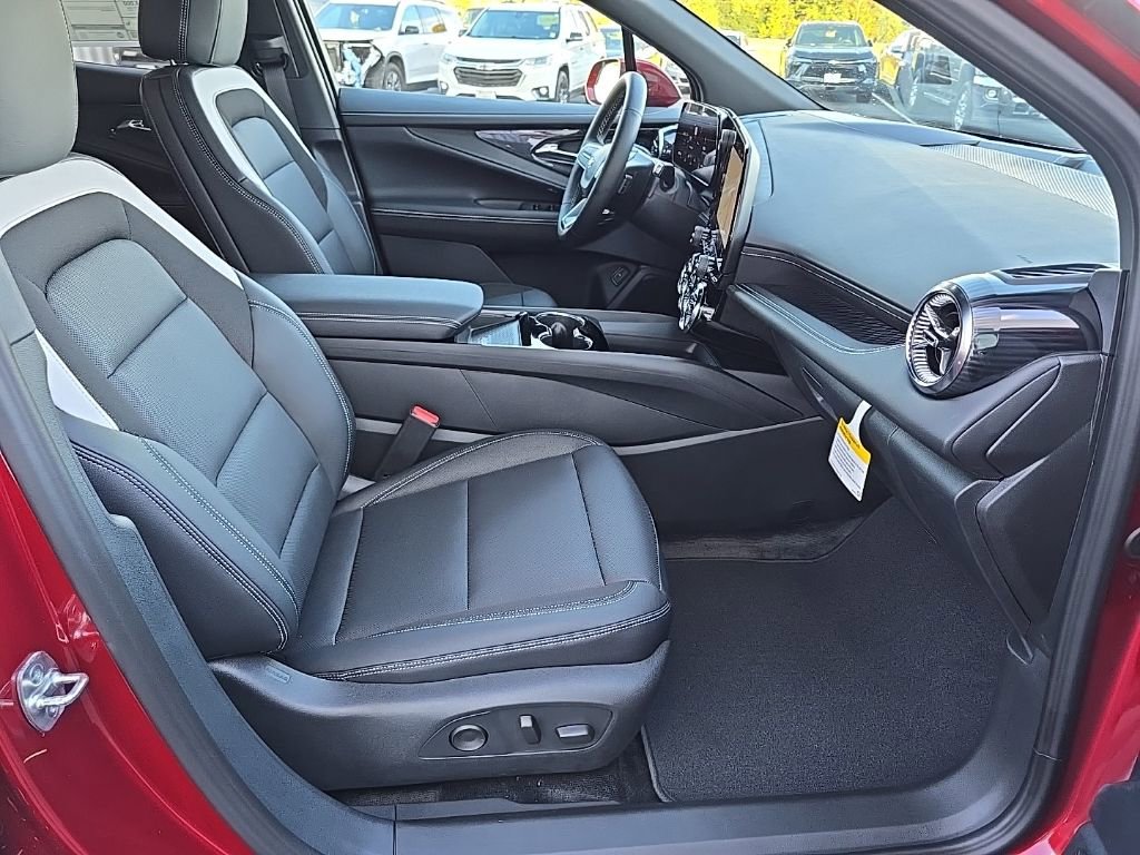 New 2026 Chevrolet Blazer EV LT image 29