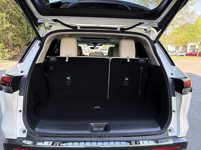 Certified 2025 INFINITI QX60 Luxe w/ Cargo Package image 25