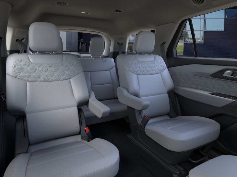 New 2026 Ford Explorer Platinum w/ LUX Leather Package AWD/4WD image 12