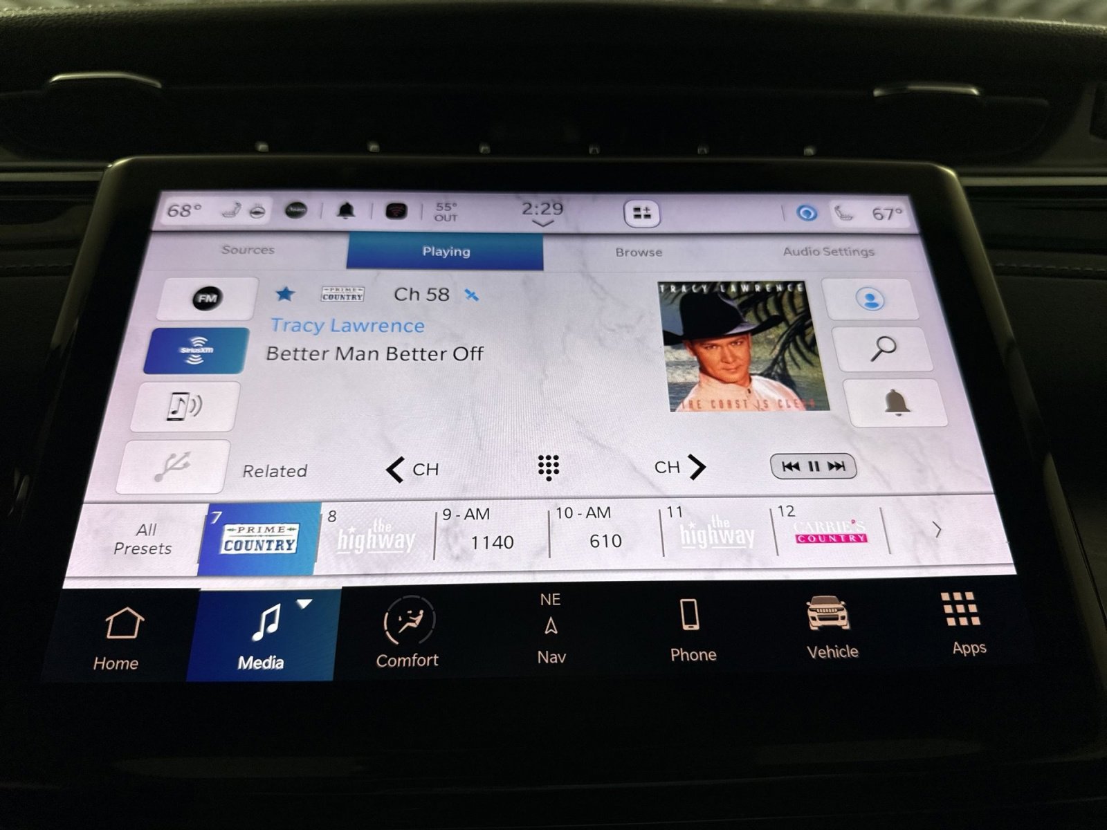 Used 2023 Jeep Grand Cherokee Limited w/ Black Appearance Package image 18