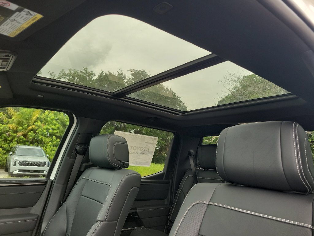 New 2026 Toyota Tundra Limited AWD/4WD image 21