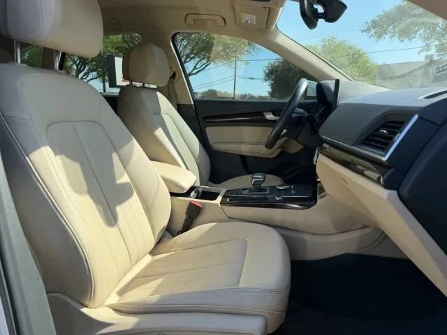 Used 2019 Audi Q5 2.0T Premium AWD/4WD image 32
