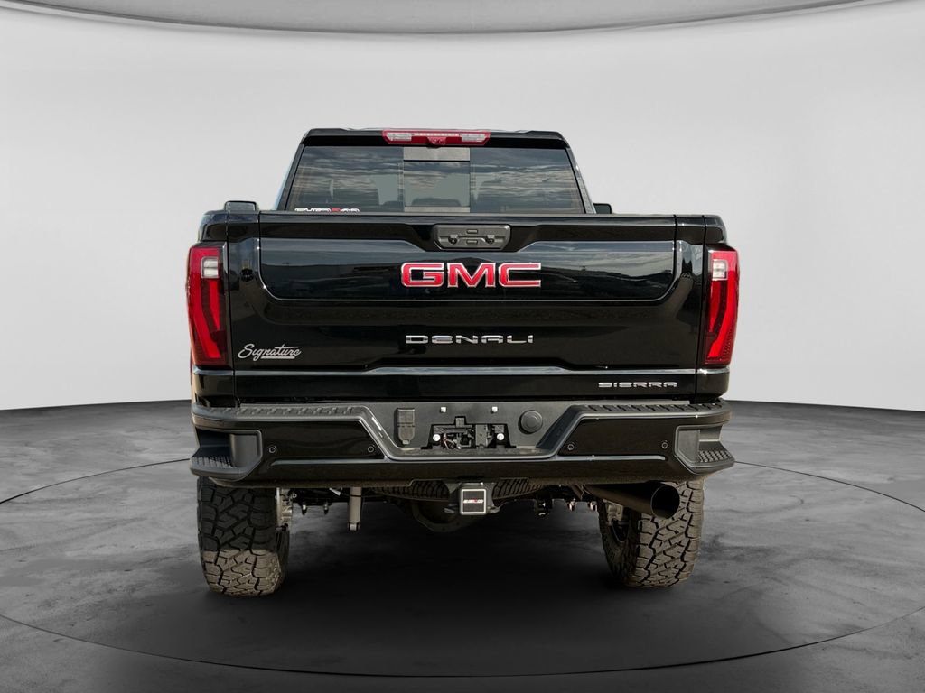 New 2026 GMC Sierra 2500 Denali w/ Technology Package AWD/4WD image 9