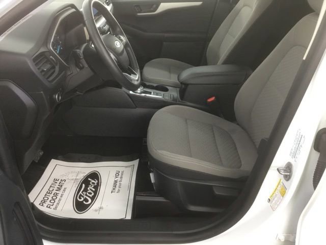Used 2022 Ford Escape SE w/ Cold Weather Package image 14